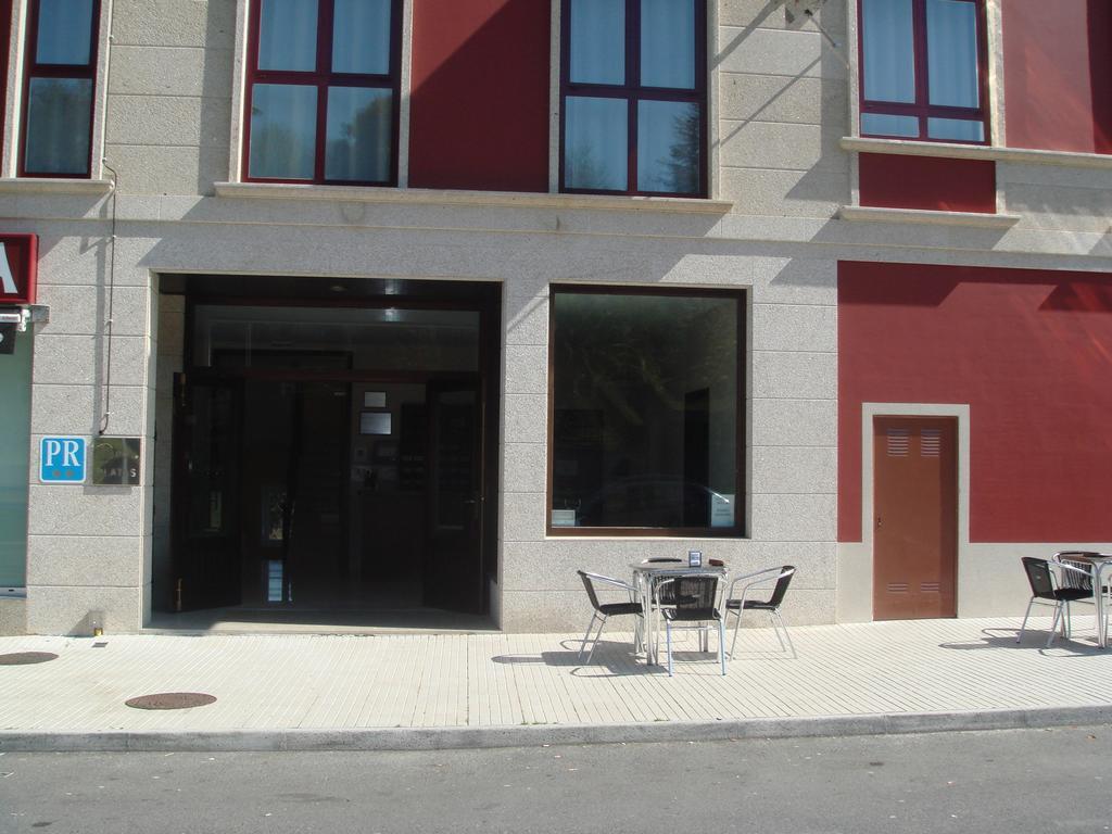 Pension Residencial Platas O Pedrouzo Exterior photo
