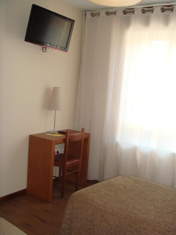 Pension Residencial Platas O Pedrouzo Exterior photo
